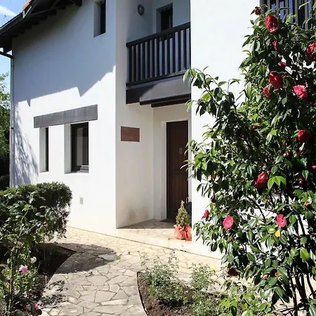 Holiday home Maison Orsola